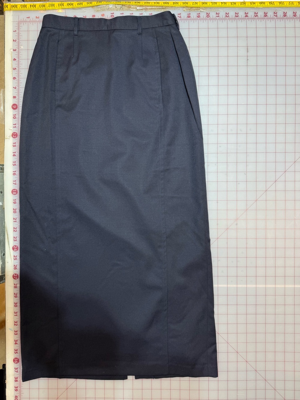 Tristan & Iseut Vintage Navy Pencil Skirt